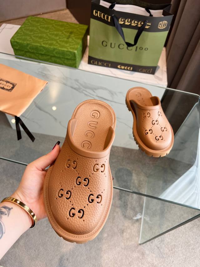 冲量价 Gucci 古驰 专柜 早春专柜 最高限定 专柜上新 古驰冲孔雕花洞洞鞋 明星博主穿搭 小红书推荐 原版开模 代购版本原版冲孔雕花 水台：2.5Cm 5