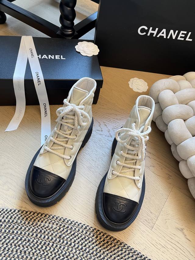 Chanel 24B秋冬系列短靴 顶级版本！抢先发售 鞋面牛皮 绒 内里羊皮 原版大底 码数:35-39 其他码数定做