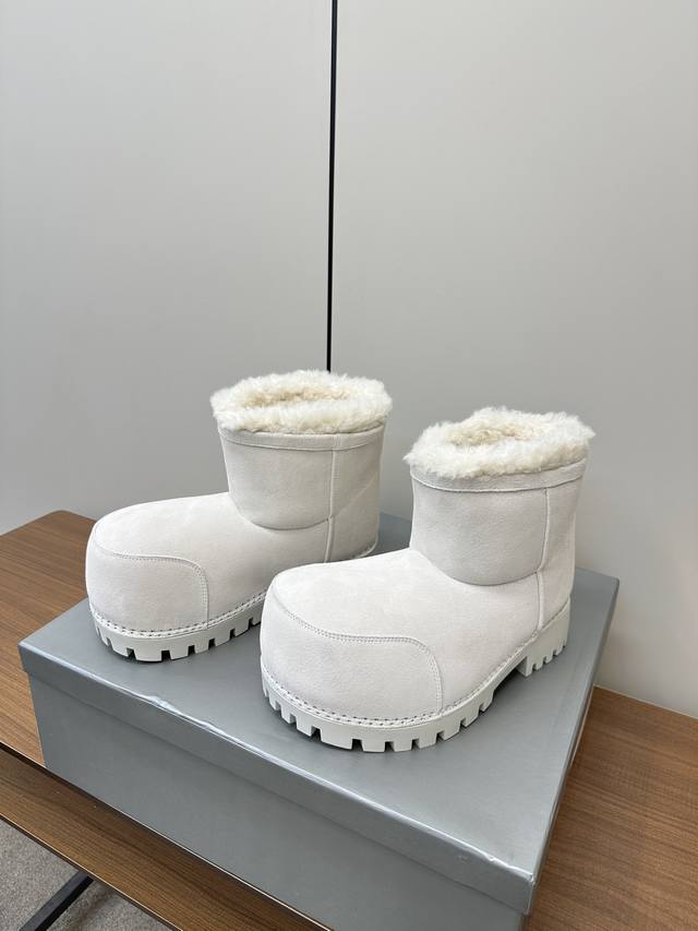 男码+20 Balenciaga巴黎世家滑雪系列 Skiwear最新款阿拉斯加雪地靴 正品rmb9600购入开发 完美复刻 设计师推出探索时尚界对于原创与挪用的