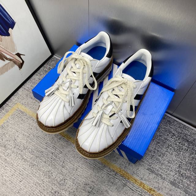 出厂价 顶级版本 Adidas X Clot联名款休闲运动鞋 情侣款休闲板鞋 原版购入开发 做货 阿迪达斯x陈冠希世纪联名爆款 融汇两个品牌丰富且历史悠久的典藏