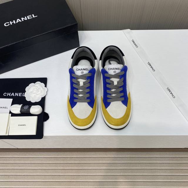 出厂价 顶级品质 Chanel香奈儿 小香2024新品 专柜新款爆款系列 23C 最新爆款 休闲板鞋 小香 年末爆款单品 经典配色 菱格清新彩色拼色 Coco女