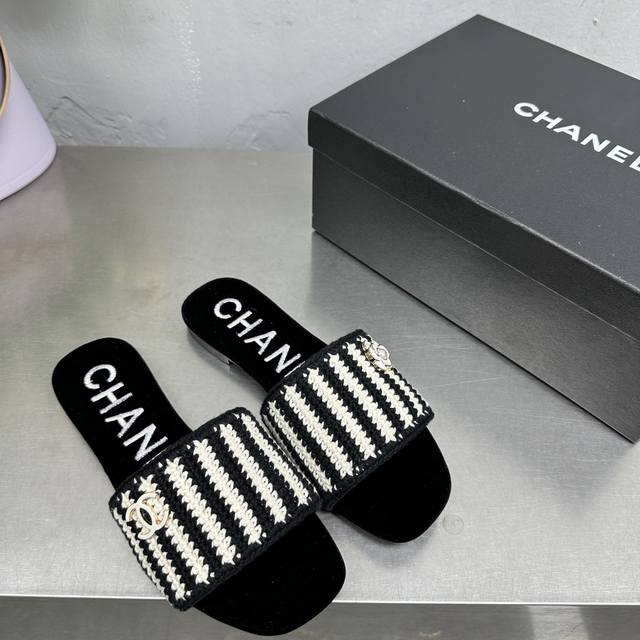 高品质 Chanel*香耐儿2024秋冬新款拖鞋 官网专柜，面料羊毛线纯手工编织 内里垫脚刺绣加绒 码数：35－40