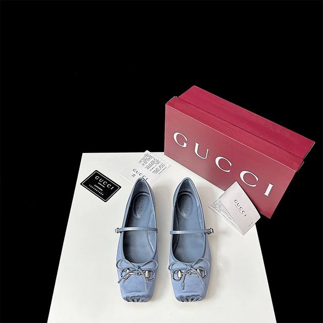 橙子出厂价 Gucci 古驰2024Ss 蝴蝶结马衔扣芭蕾舞鞋 方头平底单鞋 王炸走秀款 猪鼻子原版开发版型 真丝版面 码数：35-40