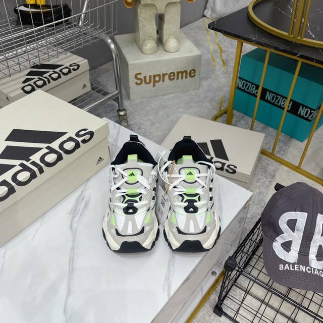 出厂 Adidas三叶草 Xlg 机甲老爹鞋 码数：36-45 含半码 标准尺码