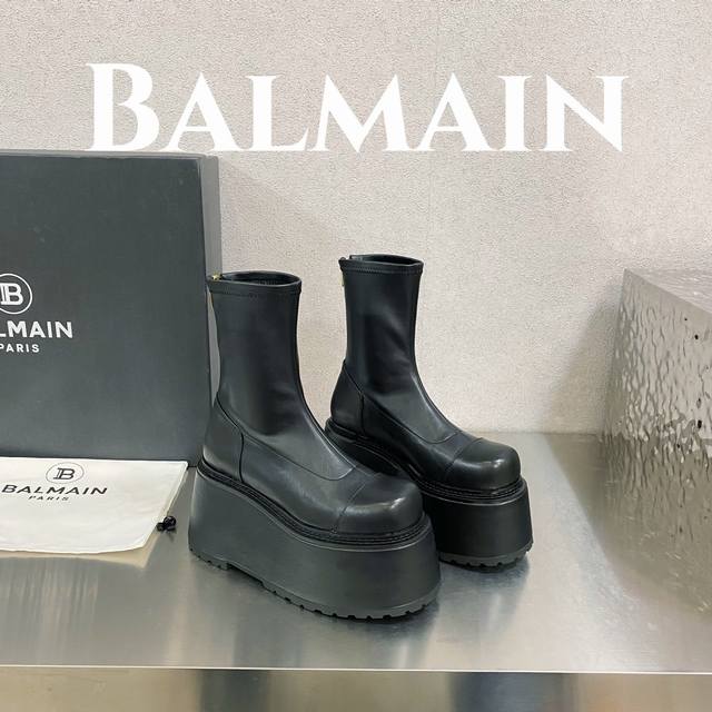 出厂价 Balmain 巴尔曼 独家首发 巴尔曼 秋冬季最新款皮革厚底短靴 重工打造，法国代购原版回来，历经数月全部私模打造，确保所有用料、材质、制作工艺与原版