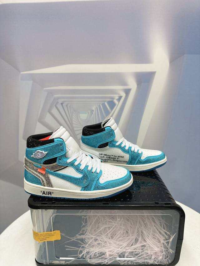 走秀新款 顶级品质air Jordan 代购级 唯独一款不掉钻的满钻鞋，耐克乔一钻石鞋让鞋迷大开眼界，各种意想不到的设计创意，钻石配色方案给大家带来了很多惊喜，