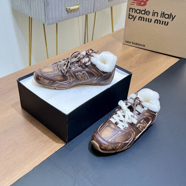 顶级版本 女 ；男码40 缪缪miumiu X New Balance Nb530擦色 做旧 联名系列运动鞋、跑步鞋。 原版购入开发 做货 经典nb530联名新