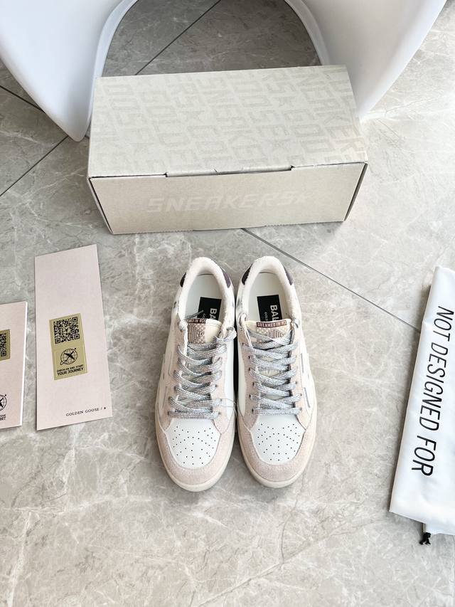 限女款 ｜Golden Goose Deluxe Brand Ggdb经典小脏鞋~~火红程度上怼小白鞋，下踩各类小脏鞋！明星私服上脚示范 ×就是这么百搭 ！再也